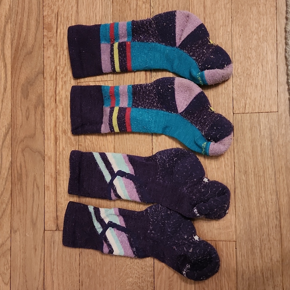 Bundle of two pair kids Smartwool socks